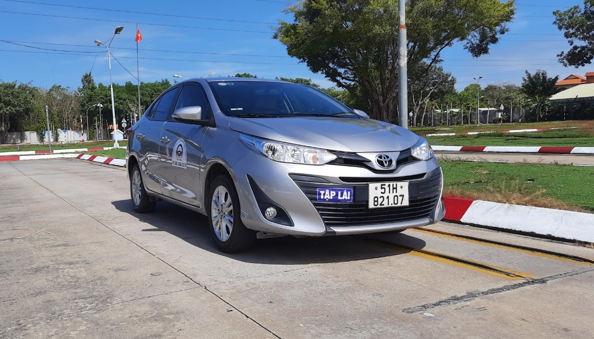 HẠNG B1 (xe số tự động)