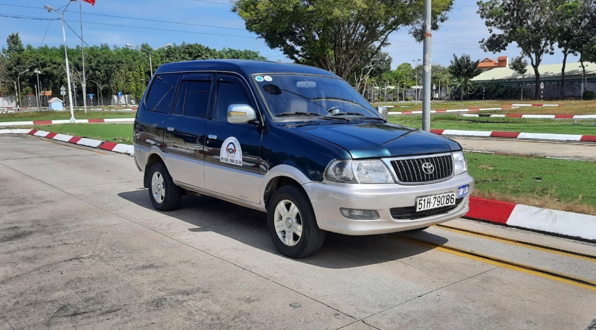 HẠNG B2 (xe số sàn)