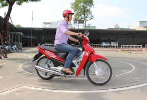 HẠNG A1 (môtô dưới 175cm3)